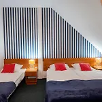 Marina Bed & Breakfast Łeba