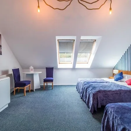 לינה וארוחת בוקר Marina