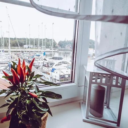 לינה וארוחת בוקר Marina