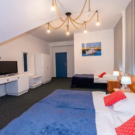 Przystań Resort&restaurant Nocleg ze śniadaniem 3*