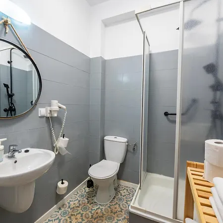 Marina לינה וארוחת בוקר