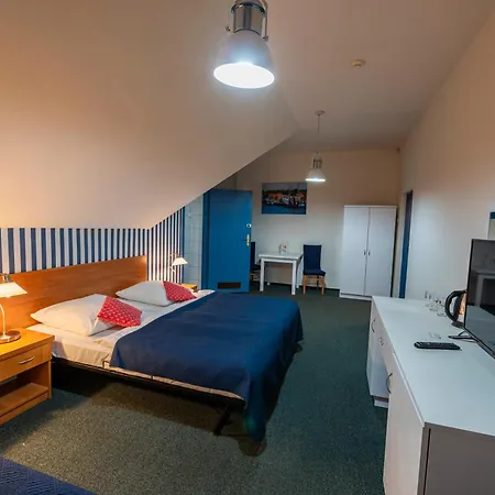 Marina לינה וארוחת בוקר