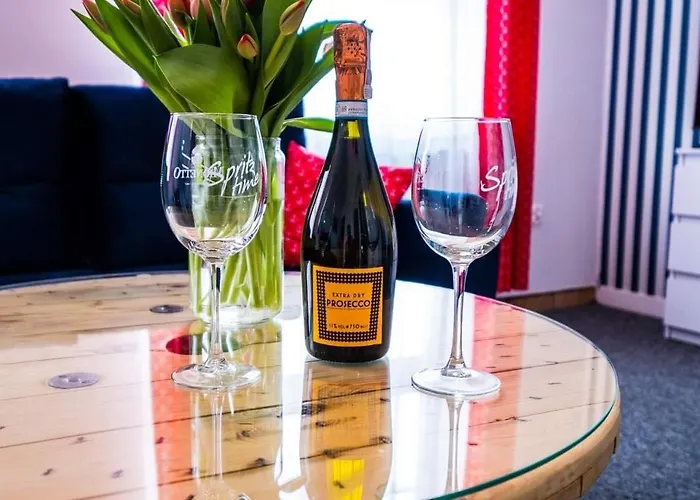 Oda ve Kahvaltı Marina