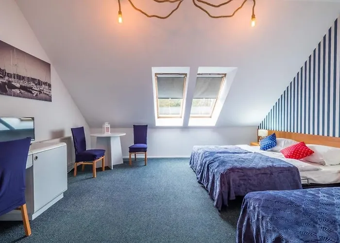 Oda ve Kahvaltı Marina