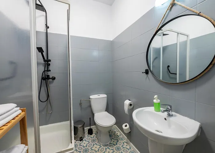 Marina Oda ve Kahvaltı