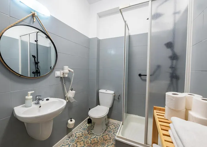 Marina Oda ve Kahvaltı